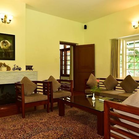 Monica Garden Bungalow Valparai Exterior photo